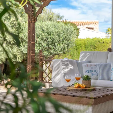 Almendros By Abahana Ifach