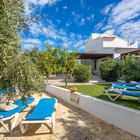 Almendros By Abahana