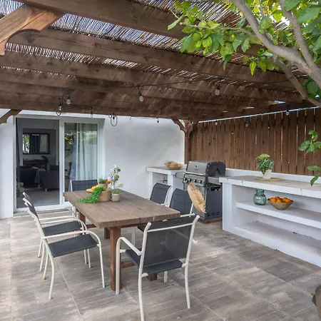 Almendros By Abahana * Ifach