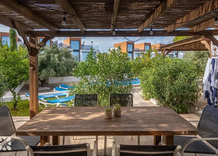 Vila Almendros By Abahana Ifach