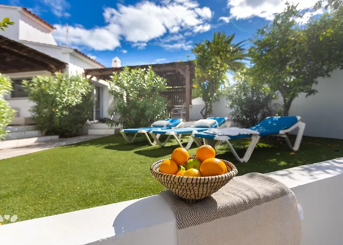 Almendros By Abahana * Ifach