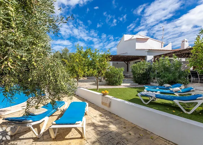 Almendros By Abahana