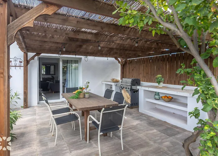 Almendros By Abahana * Ifach