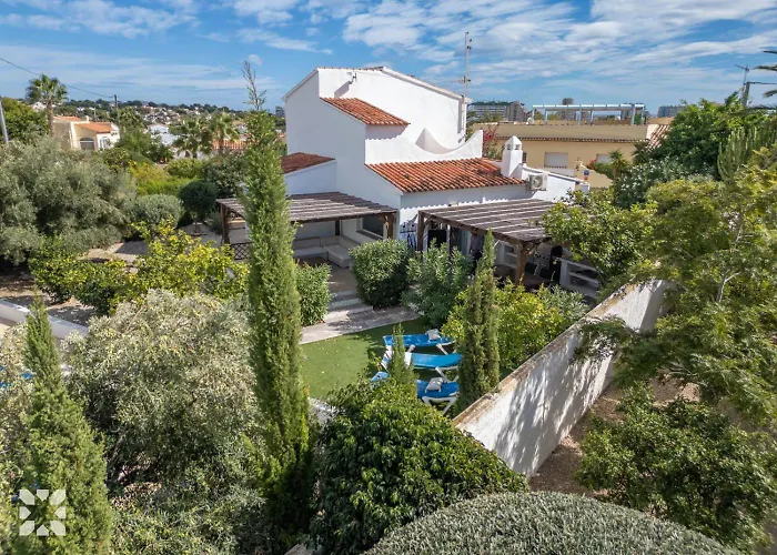 Vila Almendros By Abahana *